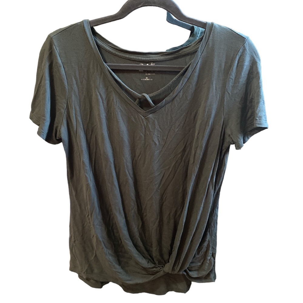 Green tee shirt